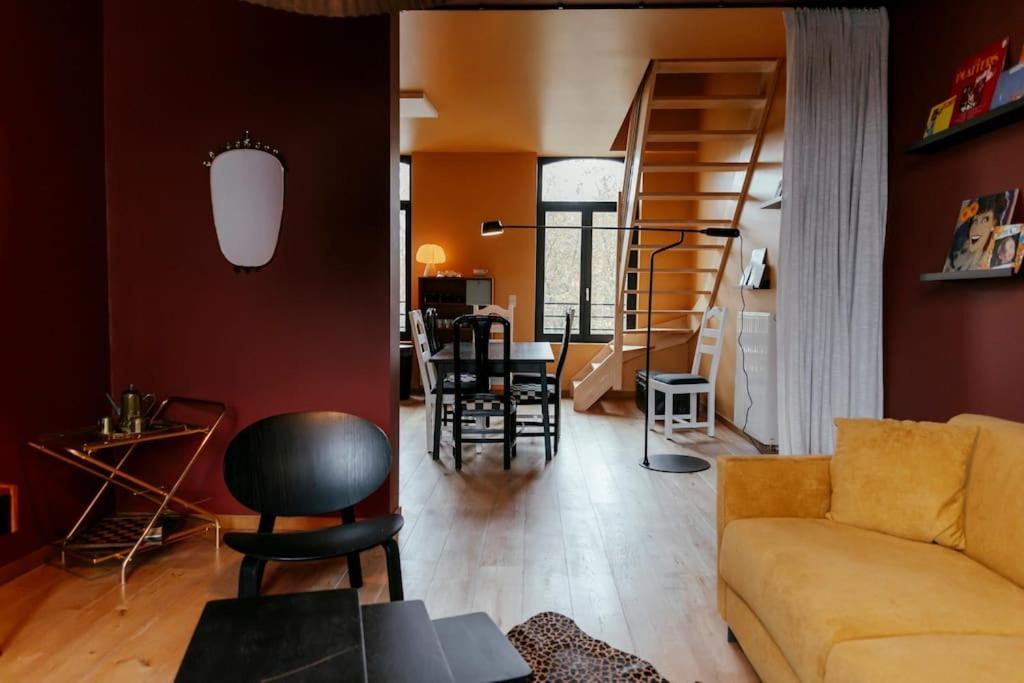 Le Retro Chic - Grand Duplex Pour 6 Dans Le Centre Apartment Лиеж Екстериор снимка